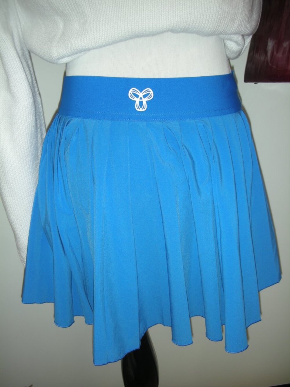 TNA TnAction Blue Pleated Tennis Skort Athletic Skirt Size M